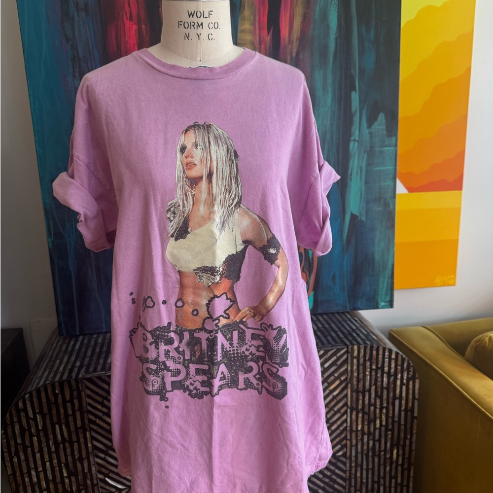 Coca Cola Graphic T-Shirt in Light Purple